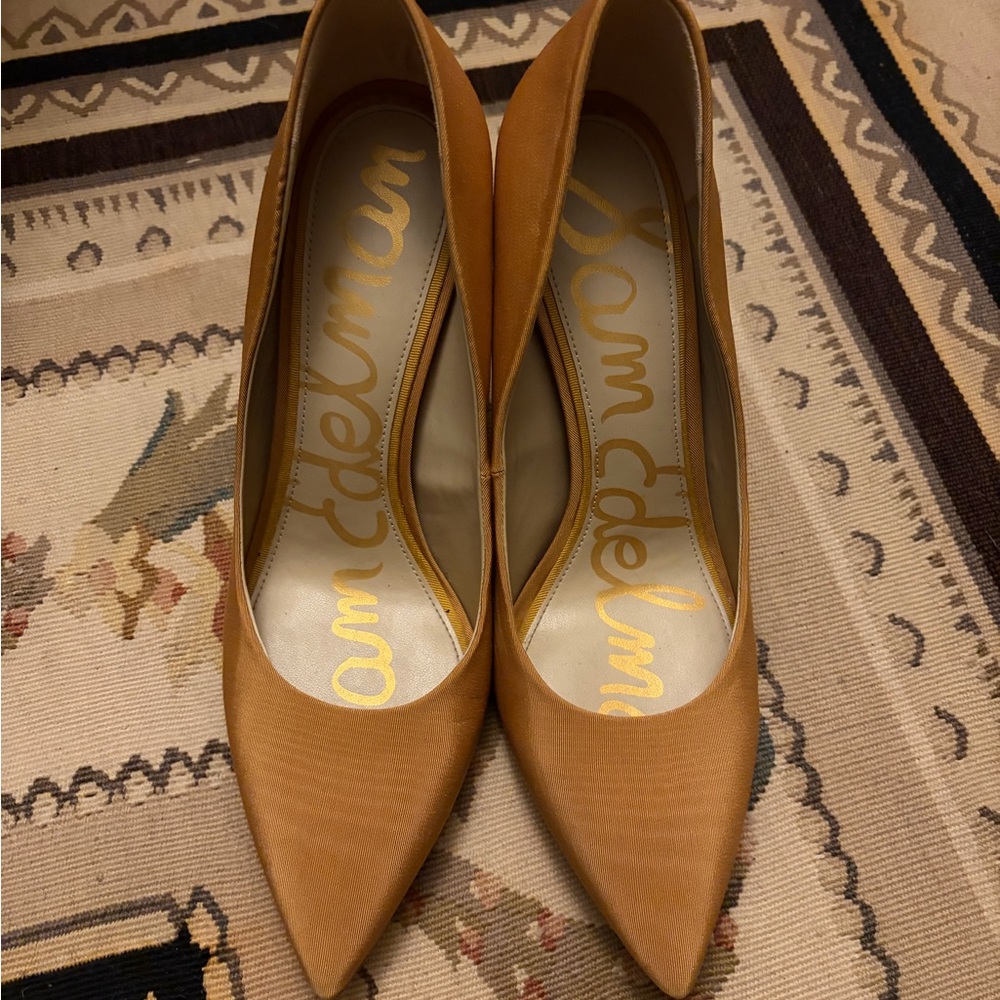 Sam Edelman Women's Deep Mustard Satin Heels
